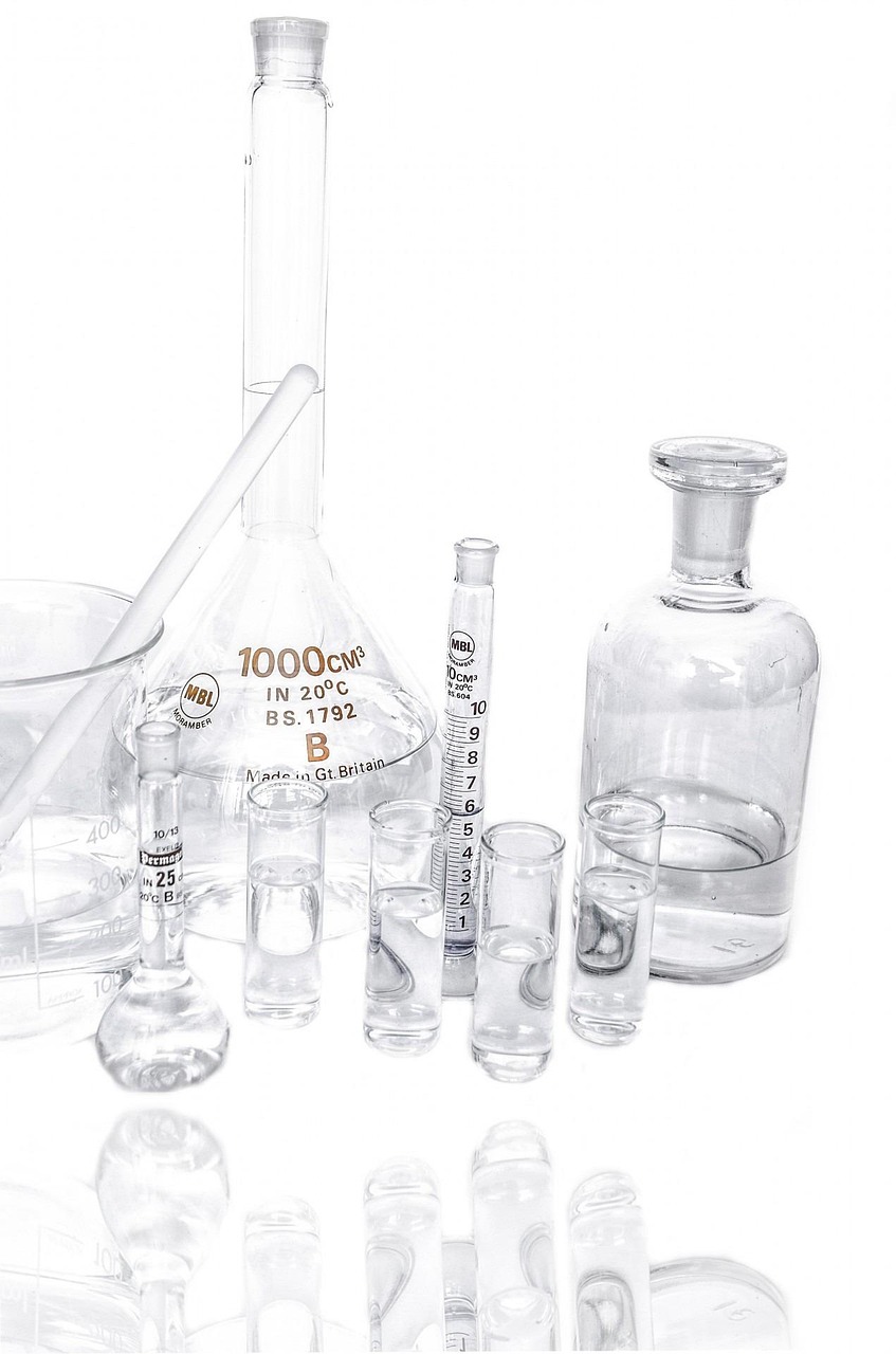 聚氨酯催化膠黏劑在軌道交通內飾粘接中的應用